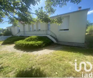 Park home at Saint-Julien-de-Concelles (44450)