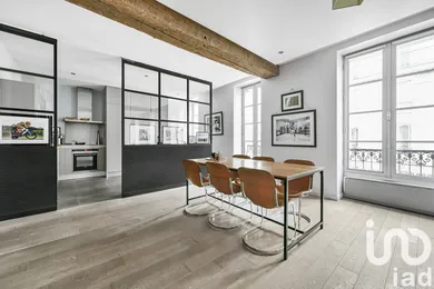 Apartment at Paris (75007)