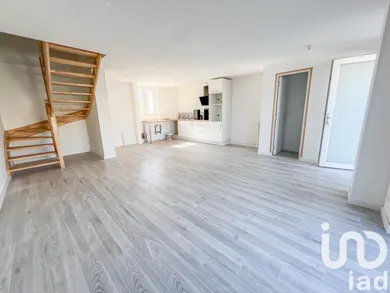 House in Isles-les-Meldeuses (77440)