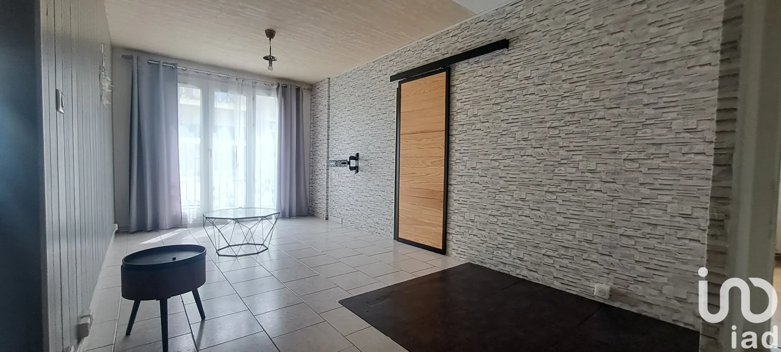 Vente appartement à La Chapelle — 3