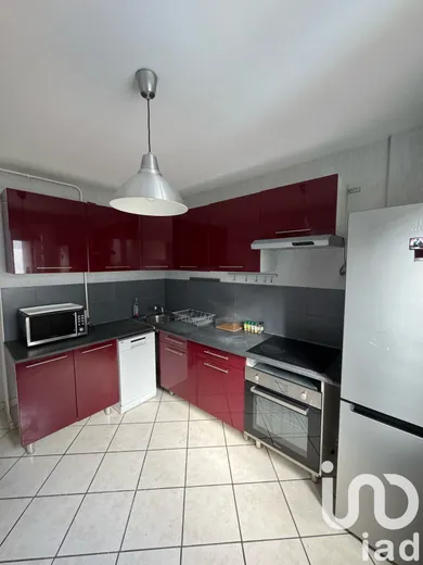 Apartment in La Chapelle-Saint-Luc (10600)