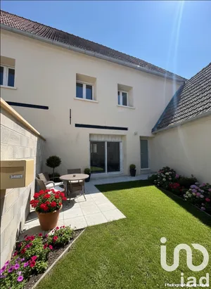 House at Isles-les-Meldeuses (77440)