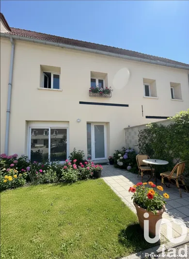 Maison à Isles-les-Meldeuses (77440)