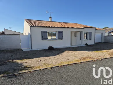 Maison à Clavette (17220)