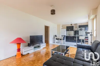 Apartment in Antony (92160)