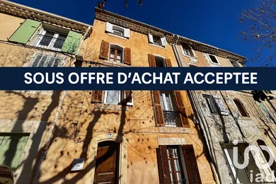 Village house at Brue-Auriac (83119)