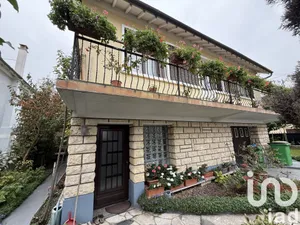 House at Clichy-sous-Bois (93390)
