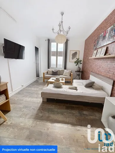 Apartment at Reims (51100)