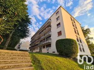 Apartment at Mennecy (91540)