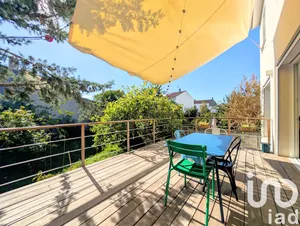 Maison de ville à Bordeaux (33300)