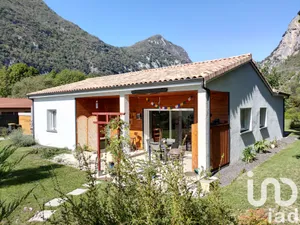 Maison traditionnelle à Ornolac-Ussat-les-Bains (09400)
