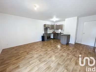 Appartement à Houdan (78550)