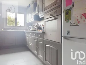 Apartment at Thiais (94320)