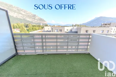 Apartment at Saint-Égrève (38120)