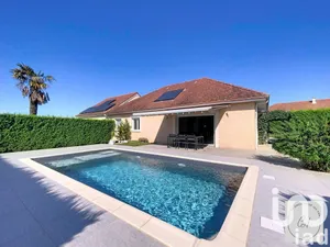 House at Lonçon (64410)