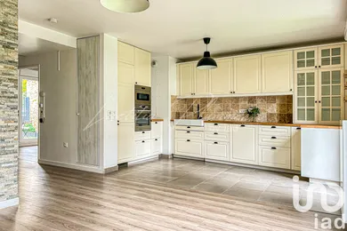 House in Poissy (78300)