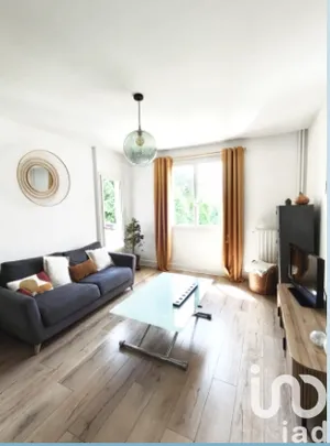 Apartment at Brunoy (91800)