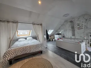 House at Wattrelos (59150)