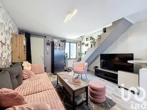 Duplex at Vaugrigneuse (91640)