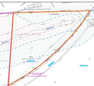 Land at Le Guillaume (97423)