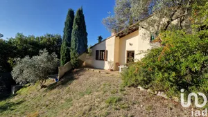 Traditional house at Riez (04500)