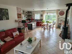 House in Saint-Étienne-du-Bois (85670)