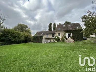 House in Gisors (27140)