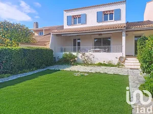Traditional house at sanary sur mer (83110)