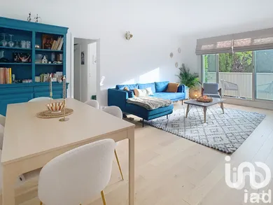 Apartment in Vaucresson (92420)