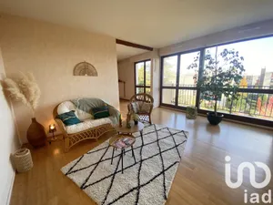 Apartment at Ris-Orangis (91130)