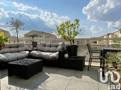 Apartment at Rousset (13790)