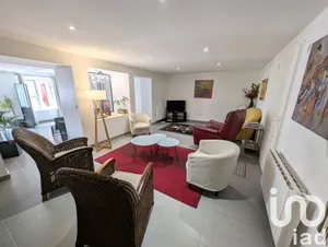 Village house at Entrechaux (84340)