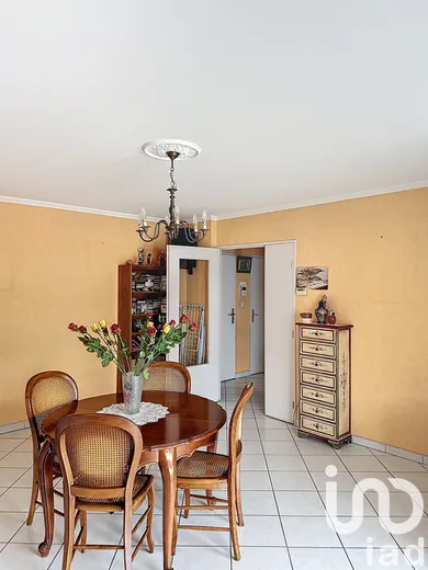 Apartment in Villeurbanne (69100)