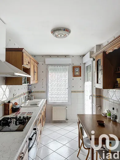 Apartment in Villeurbanne (69100)