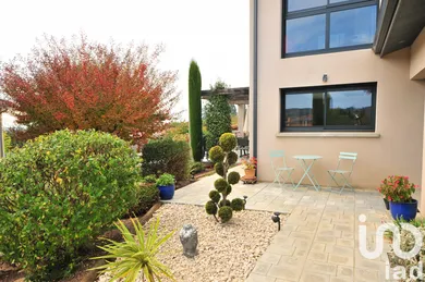 Architectural house at Les Côtes-d'Arey (38138)