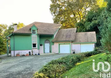 Architectural house in Saint-Faust (64110)