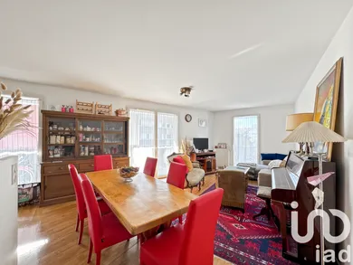 Apartment at Massy (91300)