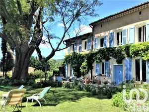 Apartment at Villecroze (83690)