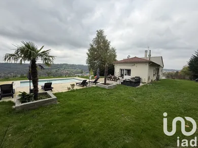 Maison d'architecte à Le Chambon-Feugerolles (42500)