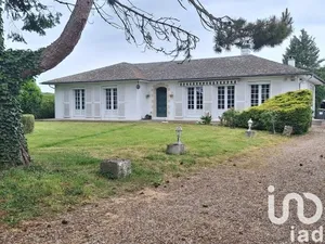 House at Parville (27180)