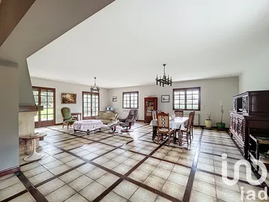 Maison traditionnelle à Genas (69740)