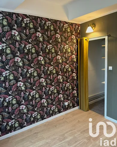 Apartment in Ollioules (83190)