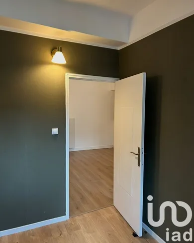 Apartment in Ollioules (83190)
