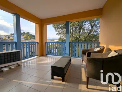 Apartment in Cogolin (83310)