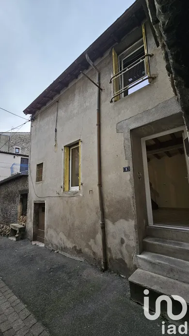 Townhouse in Aouste-sur-Sye (26400)