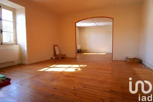 Townhouse in Ambert (63600)