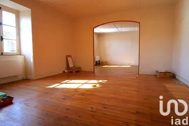 Townhouse in Ambert (63600)