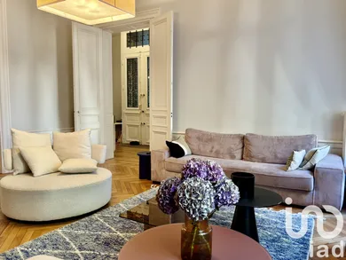 Townhouse at Tours (37000)