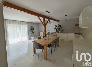 Maison traditionnelle à Ternant (17400)