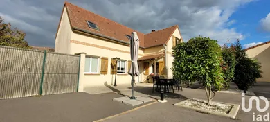 Traditional house at Saint-Crépin-Ibouvillers (60149)
